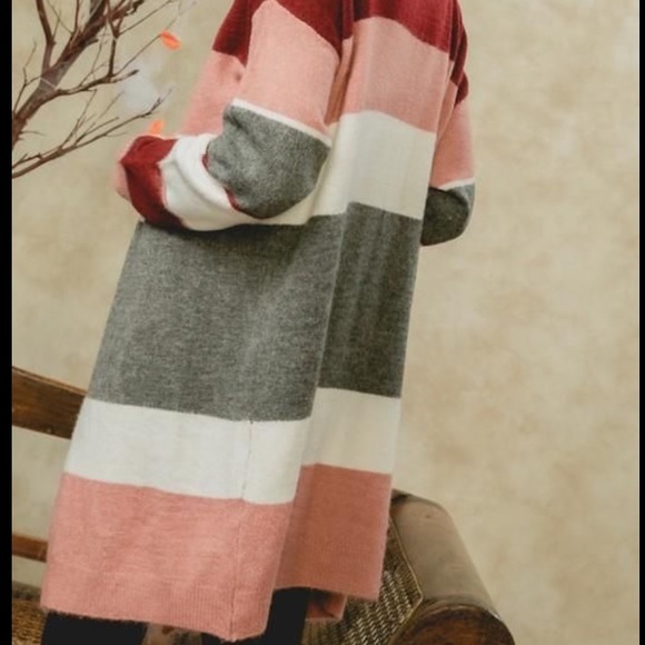 LUMIERE | Cardigan - Picture 2 of 9